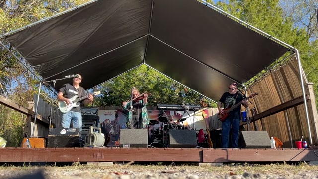 The Sand Trap Bar and Grill